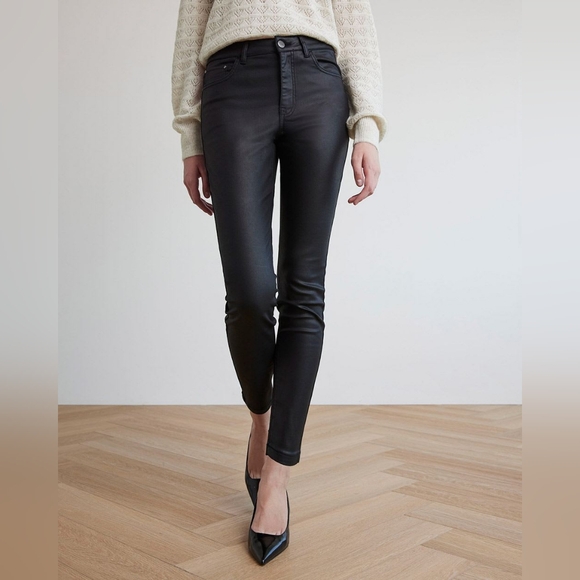 RW&CO. Denim - RW&Co Coated Skinny Jeans - 30"